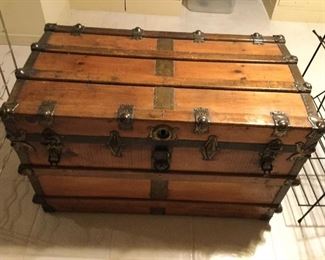 Vintage Trunk in pristine condition inside and out