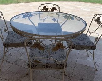 Vintage Metal Patio Table and Chairs