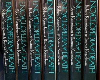 Encyclopedia of Death by Robert and Beatrice Kastenbaum