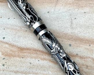 $80 - Dragon Fountain Pen from France
