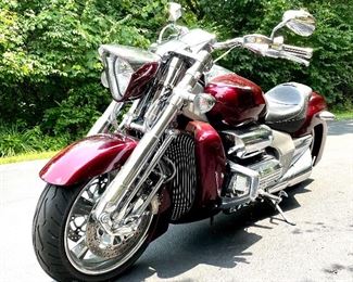 FSBO: 2004 Honda Rune. Mint Condition. 7056 Miles. Only 5,000 of these were produced. Original MSRP $27,500. Asking $19,900. For information please call 314-374-8491.