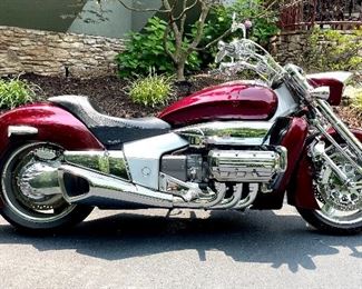 FSBO: 2004 Honda Rune. Mint Condition. 7056 Miles. Only 5,000 of these were produced. Original MSRP $27,500. Asking $19,900. For information please call 314-374-8491.