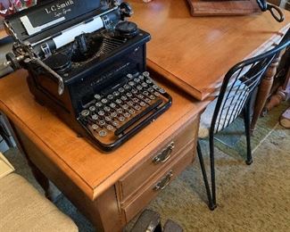 Upstairs Combo Room 
Desk
2 typewriters 