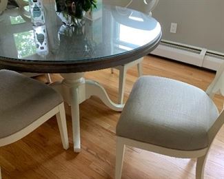 Kitchen table and 4 chairs