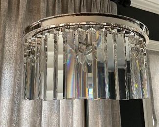 Floor lamp with extra crystals