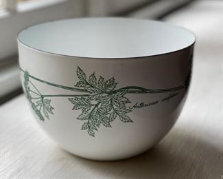 Vintage enamel serving bowl.