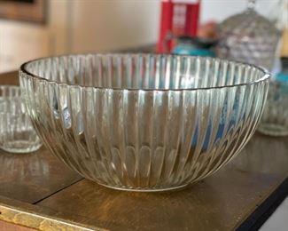 Jeanette National punch bowl set with 12 cups. Photo 1 of 2.