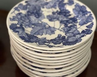 Set of 12 Crate & Barrel salad plates.