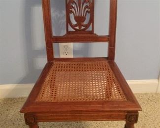 Antique side/dining chair