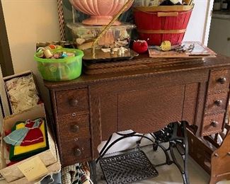 Antique sewing machine cabinet & sewing items