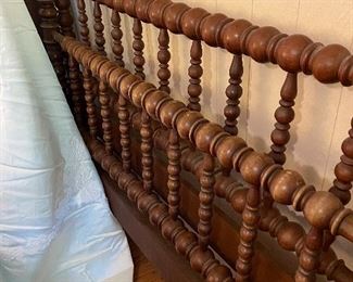 Full size Jenny Lind bed
