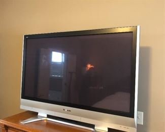 Large TV, works great