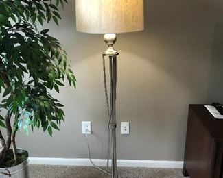 Floor lamp