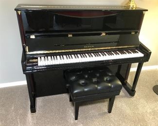 Samick upright high gloss piano, excellent condition 