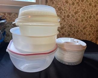 Assorted Plastic Kitchenware