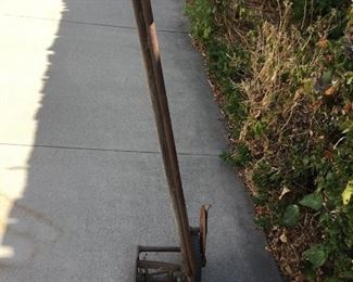 Vintage Push Edger Trimmer