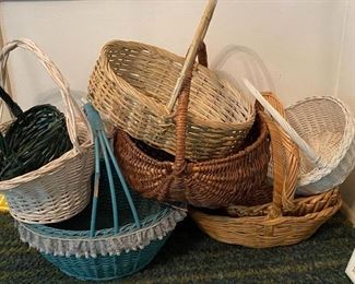 Assorted Lot of Wicker Baskets