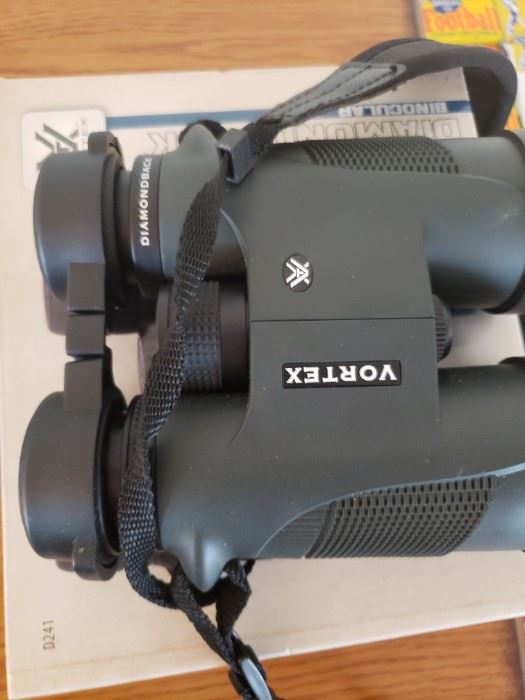 High End Vortex Diamondback Binoculars