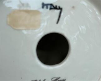 Porcelain Chelsea House parrot. Photo 2 of 2. 