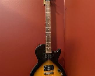 Gibson Epiphone Special electric guitar. Photo 2 of 2.