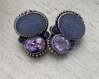 Stephen Dweck carved lavender chalcedony and jasmin iolite. 