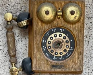 Antique fully functioning telephone booth. UK.  Photo 2 of 2. 
