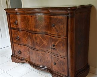 6 - Chest of drawers