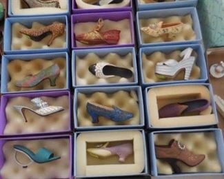 Just the Right Shoe resin figures (they are about 4" long)