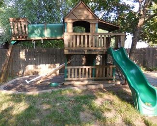 Outdoor playset