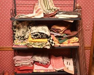 Group Lot Of Country Liens Vintage and Modern