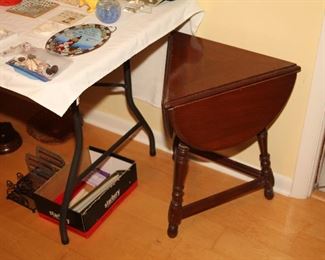 Drop Leaf Table