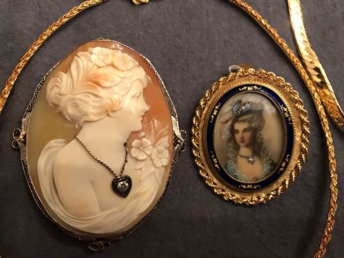 14k Cameo, 18k Portrait Pendant / Brooch