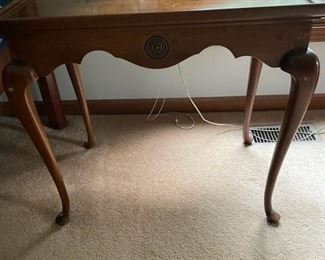 vintage side table $40.