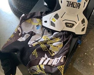 Motorcycle riding pants & Breast plate
Size youth $15ea