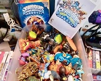 Skylander figures 2 for $5