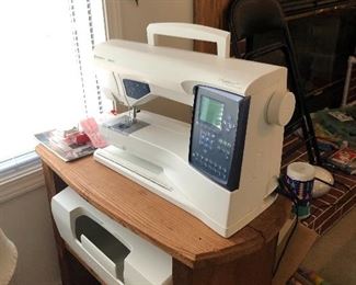 Husqvarna Viking Sapphire 
$450