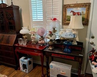 Hurricane (Gone With the Wind) lamps