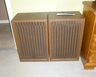 Vintage Kenwood speakers..there are 4 to the set