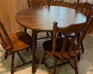 Round table with 4 chairs