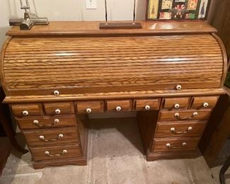 Oak roll top desk 