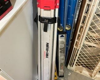 Porter cable tripod and transit 
