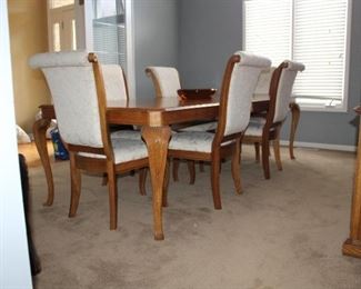 KELLER DINING TABLE w/2 LEAFS & 6 CHAIRS
