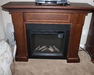 BRAND NEW ELECTRIC FIREPLACE
