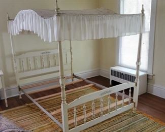 Sweet Full size canopy bed with rails and slats