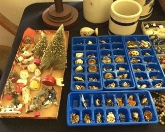 VINTAGE HOLIDAYS AND TRAYS OF EAR RINGS
