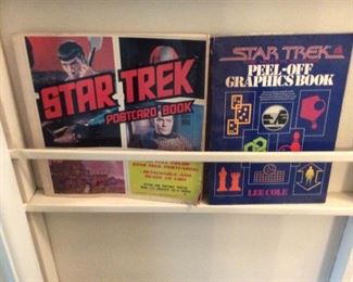 STAR TREK COLLECTIBLES
