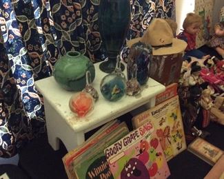 GLASS PAPER WEEIGHTS