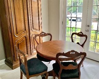 Vintage round pedestal table and chairs