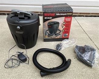 Motor Trend Rechargeable Car Vac