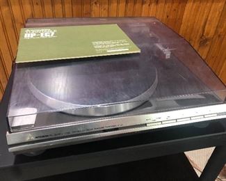 1-t.jpg